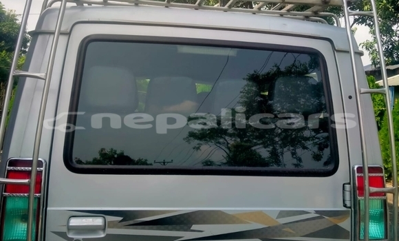 Buy Used TATA Sumo Silver Car in Triyuga in Sagarmatha Buy Used TATA Sumo Silver Car in Triyuga in Sagarmatha