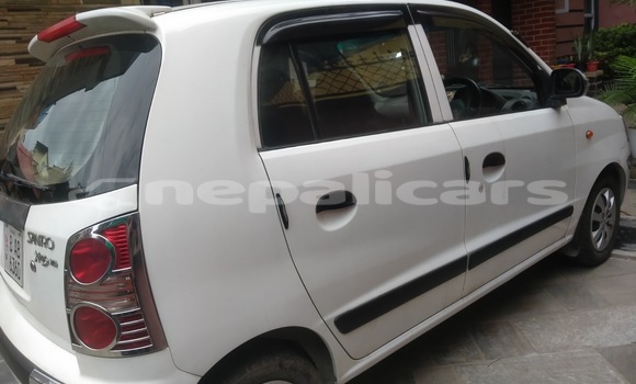 Buy Used Hyundai Santamo White Car in Lalitpur in Bagmati Buy Used Hyundai Santamo White Car in Lalitpur in Bagmati