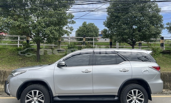 Buy Used Toyota Fortuner Silver Car in Lalitpur in Bagmati Buy Used Toyota Fortuner Silver Car in Lalitpur in Bagmati