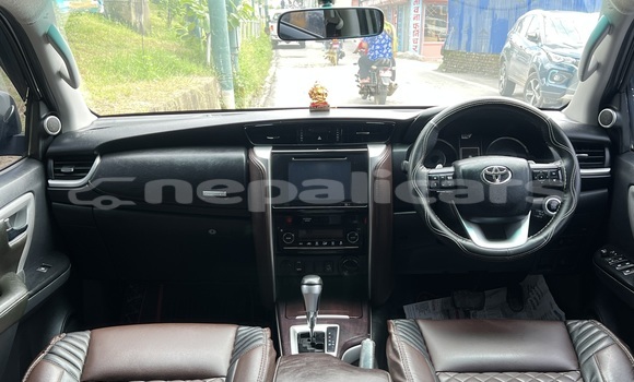 Buy Used Toyota Fortuner Silver Car in Lalitpur in Bagmati Buy Used Toyota Fortuner Silver Car in Lalitpur in Bagmati