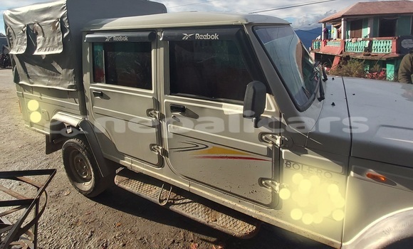 Buy Used Mahindra Bolero White Car in Dhangadi in Seti Buy Used Mahindra Bolero White Car in Dhangadi in Seti