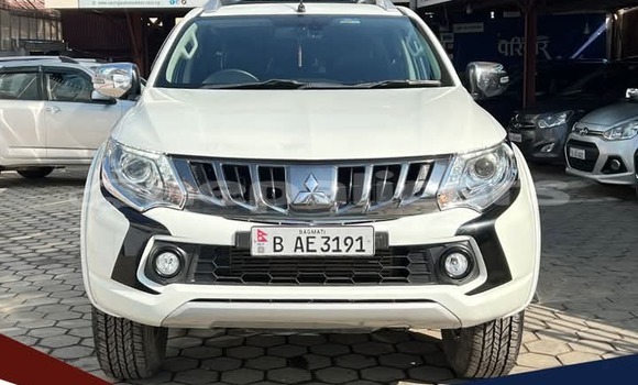 Buy Used Mitsubishi L200 White Car in Kathmandu in Bagmati Buy Used Mitsubishi L200 White Car in Kathmandu in Bagmati