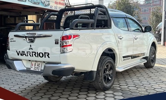 Buy Used Mitsubishi L200 White Car in Kathmandu in Bagmati Buy Used Mitsubishi L200 White Car in Kathmandu in Bagmati