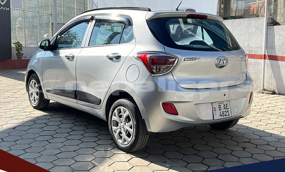 Buy Used Hyundai i10 Silver Car in Kathmandu in Bagmati Buy Used Hyundai i10 Silver Car in Kathmandu in Bagmati