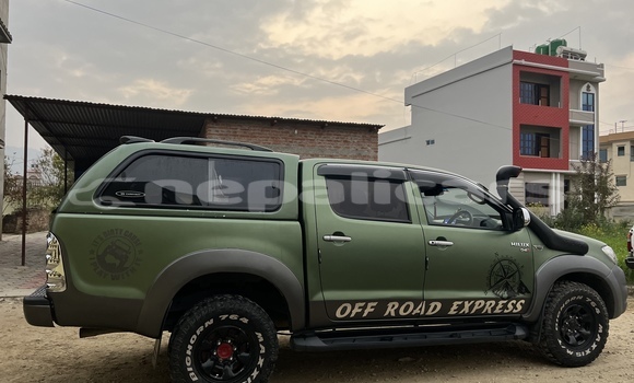 Buy Used Toyota Hiluxe VIGO Green Car in Bhaktapur in Bagmati Buy Used Toyota Hiluxe VIGO Green Car in Bhaktapur in Bagmati