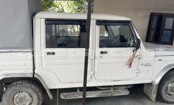 Buy Used Mahindra Bolero White Car in Siraha in Sagarmatha Buy Used Mahindra Bolero White Car in Siraha in Sagarmatha