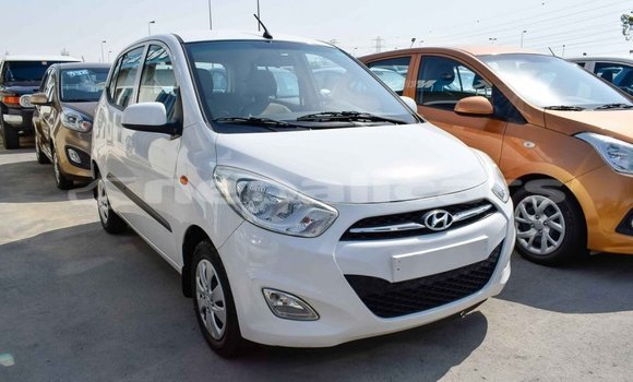 Buy Import Hyundai i10 White Car in Import - Dubai in Bagmati Buy Import Hyundai i10 White Car in Import - Dubai in Bagmati