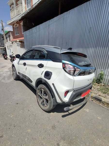 Big with watermark toyota axio bheri surkhet 4999