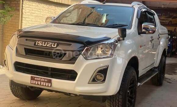 Buy Used Isuzu D-max Hi-Lander 2 dr Other Car in Surkhet in Bheri Buy Used Isuzu D-max Hi-Lander 2 dr Other Car in Surkhet in Bheri