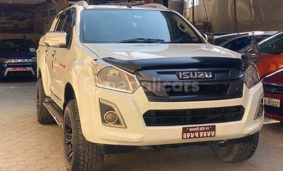 Buy Used Isuzu D-max Hi-Lander 2 dr Other Car in Surkhet in Bheri Buy Used Isuzu D-max Hi-Lander 2 dr Other Car in Surkhet in Bheri