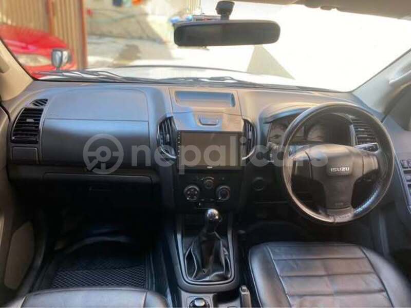 Big with watermark isuzu d max hi lander 2 dr bheri surkhet 5001