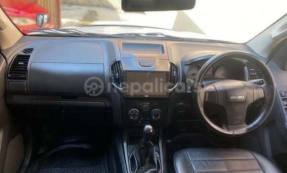 Buy Used Isuzu D-max Hi-Lander 2 dr Other Car in Surkhet in Bheri Buy Used Isuzu D-max Hi-Lander 2 dr Other Car in Surkhet in Bheri