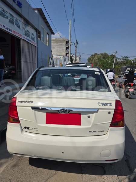 Big with watermark mahindra verito bagmati kathmandu 5050