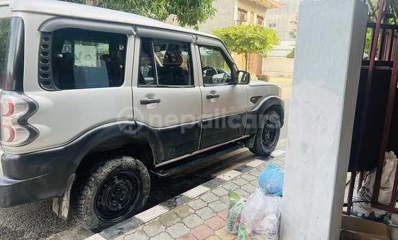Buy New Mahindra Scorpio Silver Car in Bharatpur in Narayani Buy New Mahindra Scorpio Silver Car in Bharatpur in Narayani