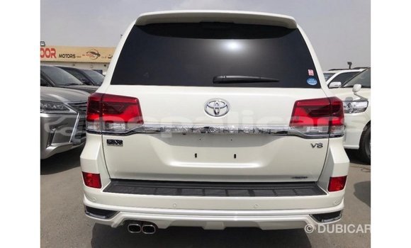 Buy Import Toyota Land Cruiser White Car in Import - Dubai in Bagmati Buy Import Toyota Land Cruiser White Car in Import - Dubai in Bagmati