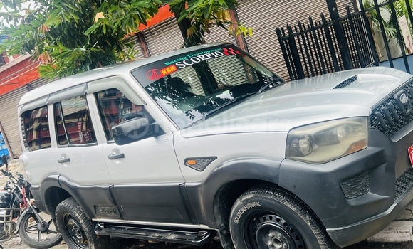 Buy New Mahindra Scorpio Silver Car in Bharatpur in Narayani Buy New Mahindra Scorpio Silver Car in Bharatpur in Narayani