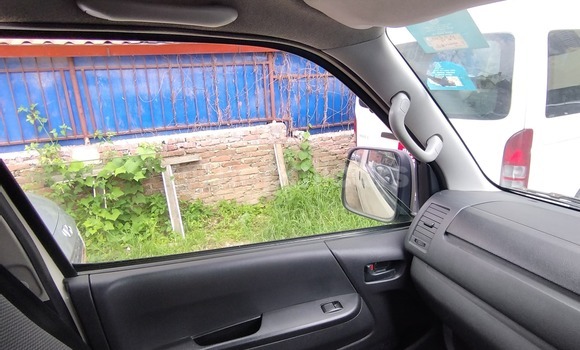 Buy Used Toyota Hiace White Car in Kathmandu metro 7 - chabahil area in Bagmati province Buy Used Toyota Hiace White Car in Kathmandu metro 7 - chabahil area in Bagmati province