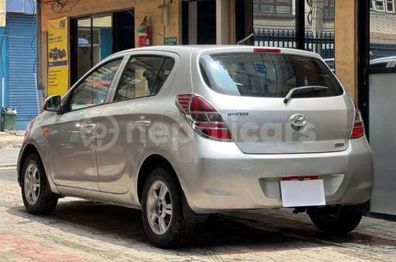 Big with watermark hyundai accent bagmati kathmandu 5082