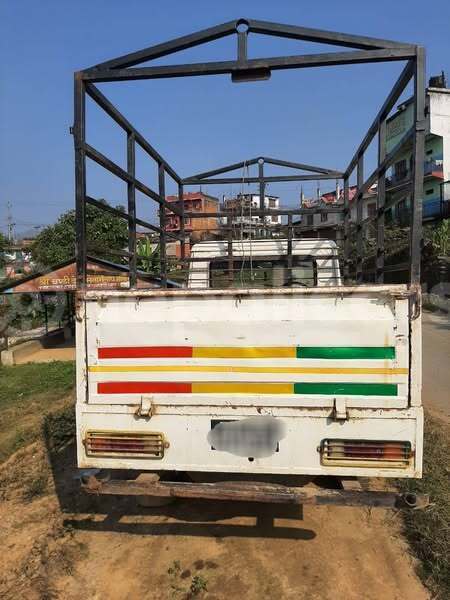Big with watermark mahindra armada bagmati kathmandu 5088