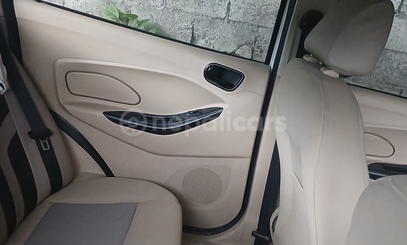 Buy Used Ford Aspire White Car in Pokhara in Gandaki Buy Used Ford Aspire White Car in Pokhara in Gandaki