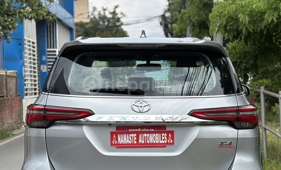 Buy Used Toyota Fortuner Silver Car in Lalitpur in Bagmati Buy Used Toyota Fortuner Silver Car in Lalitpur in Bagmati