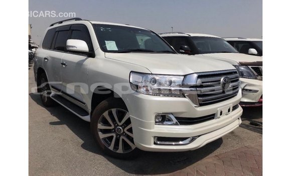 Buy Import Toyota Land Cruiser White Car in Import - Dubai in Bagmati Buy Import Toyota Land Cruiser White Car in Import - Dubai in Bagmati