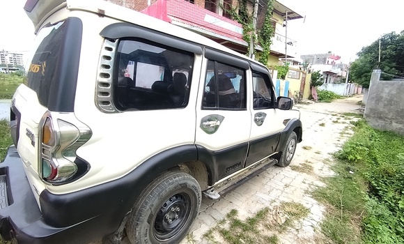 Buy Used Mahindra Scorpio White Car in Janakpur in Janakpur Buy Used Mahindra Scorpio White Car in Janakpur in Janakpur