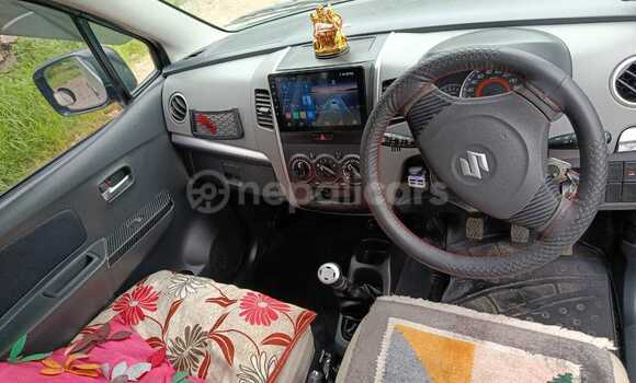 Buy Used Maruti suzuki Wagonr Silver Car in Kathmandu metro 26 - samakhusi area in Bagmati province