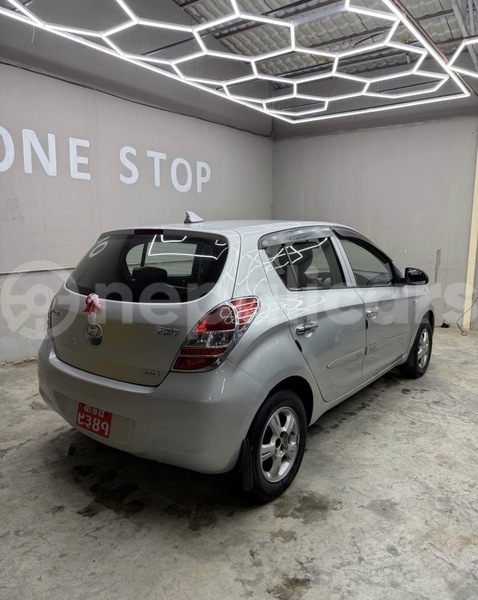 Big with watermark hyundai i20 koshi dharan 5171
