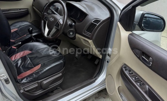 Buy Used Hyundai i20 Light gray Car in Dharan in Koshi Buy Used Hyundai i20 Light gray Car in Dharan in Koshi