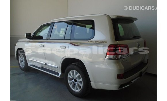 Buy Import Toyota Land Cruiser White Car in Import - Dubai in Bagmati Buy Import Toyota Land Cruiser White Car in Import - Dubai in Bagmati