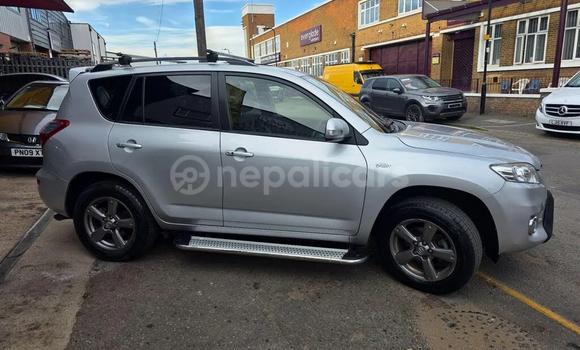 Buy Used Toyota RAV4 White Car in Kathmandu in Bagmati Buy Used Toyota RAV4 White Car in Kathmandu in Bagmati