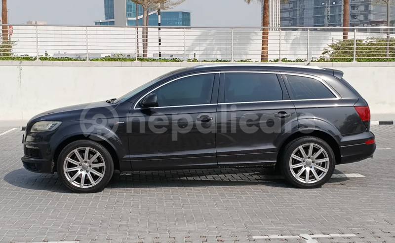 Big with watermark audi q7 bagmati kathmandu 5216
