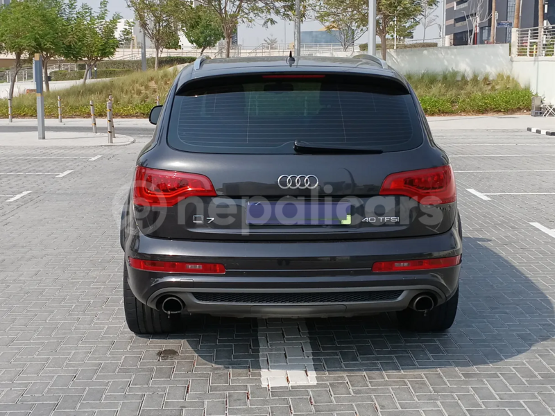 Big with watermark audi q7 bagmati kathmandu 5216