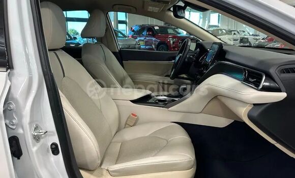 Buy Used Toyota Camry White pearl Car in Bardaghat in Lumbini province Buy Used Toyota Camry White pearl Car in Bardaghat in Lumbini province