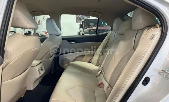 Buy Used Toyota Camry White pearl Car in Bardaghat in Lumbini province Buy Used Toyota Camry White pearl Car in Bardaghat in Lumbini province