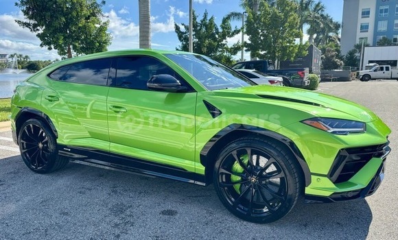 Buy Used Lamborghini Urus Green Car in Baglung in Dhawalagiri