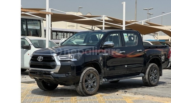 Buy Used Toyota Hilux White Car in Bhadrapur in Mechi Buy Used Toyota Hilux White Car in Bhadrapur in Mechi