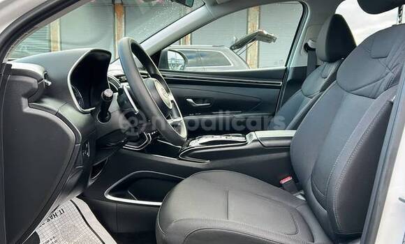 Buy Used Hyundai Tucson White Car in Baglung bazaar in Gandaki province Buy Used Hyundai Tucson White Car in Baglung bazaar in Gandaki province