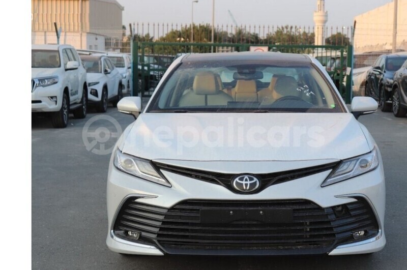 Big with watermark toyota camry mechi bhadrapur 5444