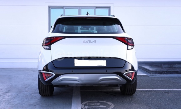 Buy Used Kia Sportage White Car in Bhadrapur in Mechi Buy Used Kia Sportage White Car in Bhadrapur in Mechi