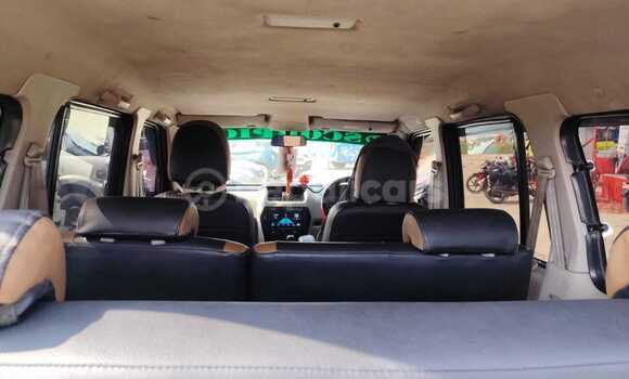 Buy Used Mahindra Scorpio Silver Car in Janakpur in Janakpur Buy Used Mahindra Scorpio Silver Car in Janakpur in Janakpur