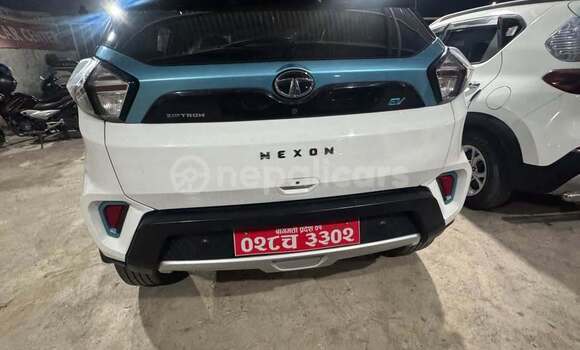 Buy Used TATA Nexon White Car in Kapilwastu in Lumbini Buy Used TATA Nexon White Car in Kapilwastu in Lumbini