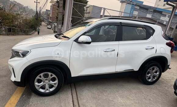 Buy Used Kia Sonet White Car in Kathmandu in Bagmati Buy Used Kia Sonet White Car in Kathmandu in Bagmati