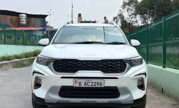 Buy Used Kia Sonet White Car in Kathmandu in Bagmati Buy Used Kia Sonet White Car in Kathmandu in Bagmati