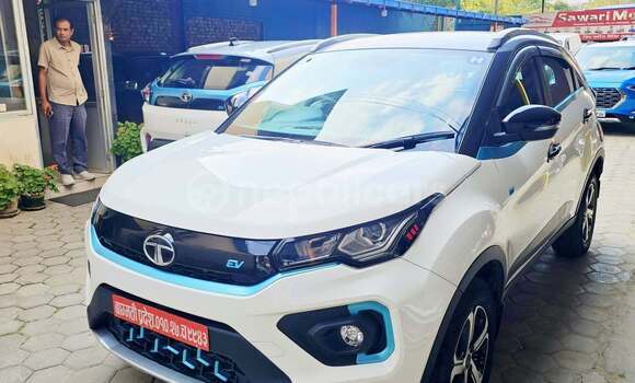Buy Used TATA Nexon White Car in Arjundhara in Koshi province