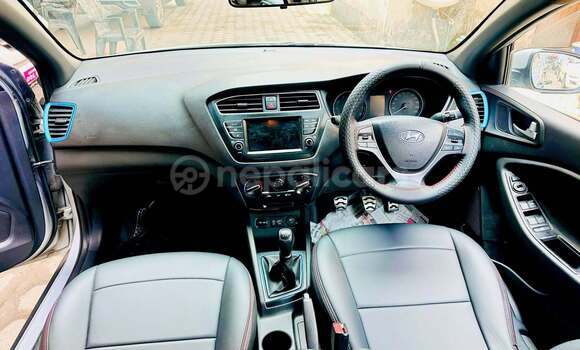 Buy Used Hyundai i20 Grey Car in Baglung in Dhawalagiri Buy Used Hyundai i20 Grey Car in Baglung in Dhawalagiri