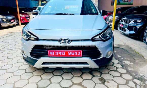Buy Used Hyundai i20 Grey Car in Baglung in Dhawalagiri Buy Used Hyundai i20 Grey Car in Baglung in Dhawalagiri
