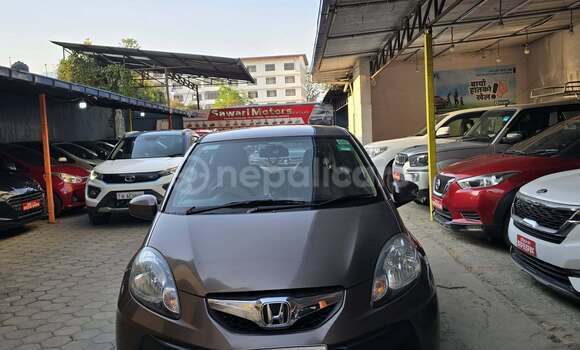 Buy Used Honda Brio Grey Car in Baglung in Dhawalagiri Buy Used Honda Brio Grey Car in Baglung in Dhawalagiri