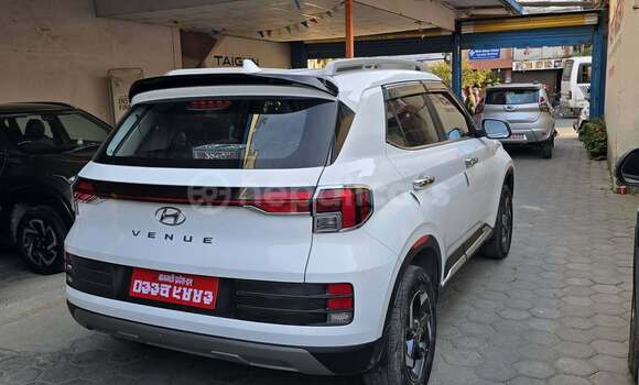 Buy Used Hyundai Venue White Car in Banganga in Lumbini province Buy Used Hyundai Venue White Car in Banganga in Lumbini province